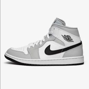 Grey Fog Jordan Mids Women’s size 7.5